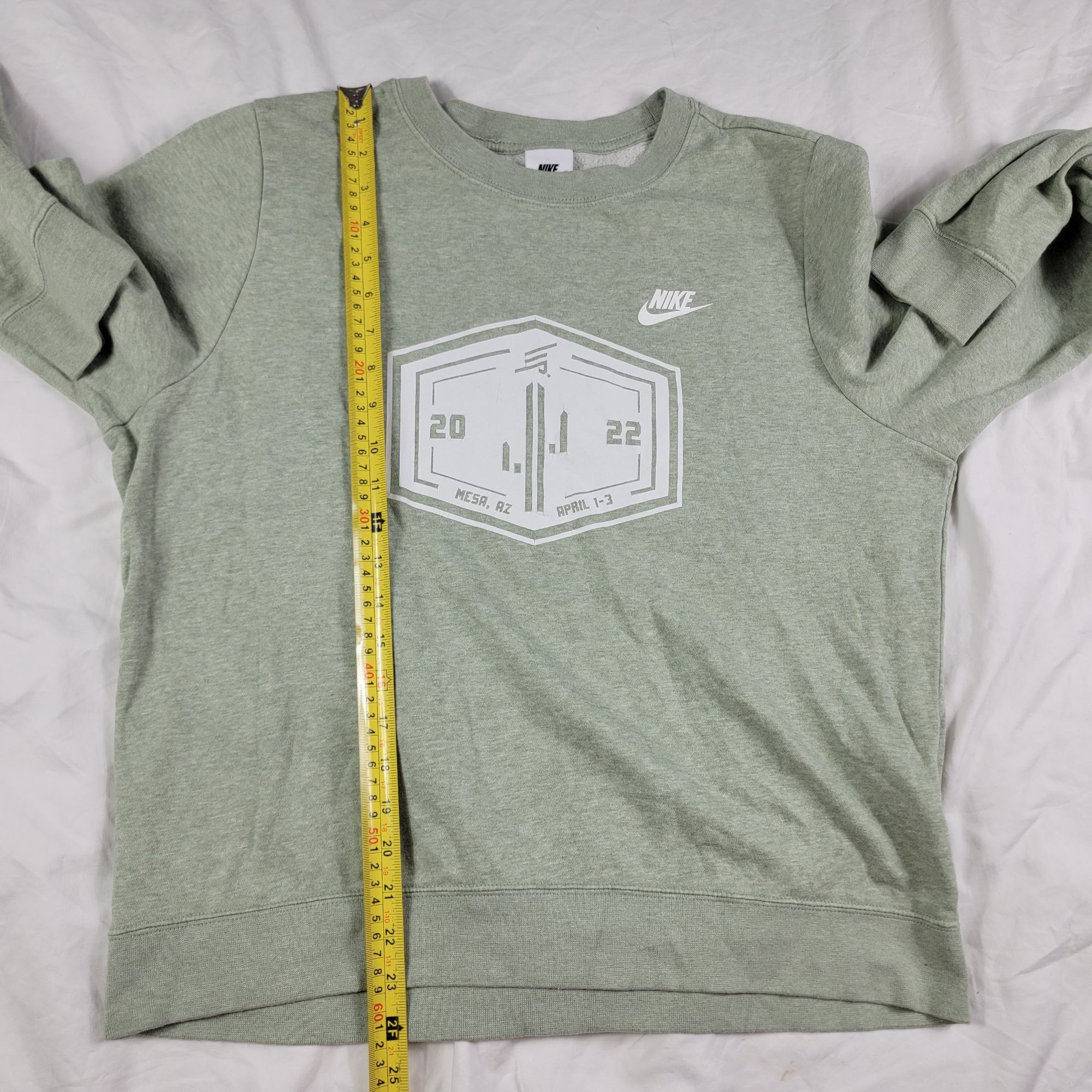 Nike Nike Adults Large Green Pullover Sweater Mesa Arizona 1 - 3 Size US L / EU 52-54 / 3 - 10 Thumbnail