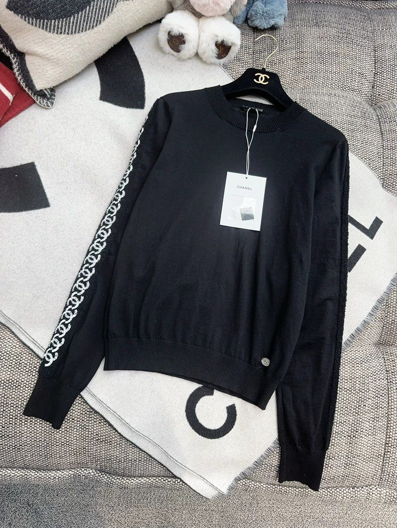 Chanel Chanel 23B black round neck knitted cuff embroidered sequi Size XS / US 0-2 / IT 36-38 - 3 Thumbnail
