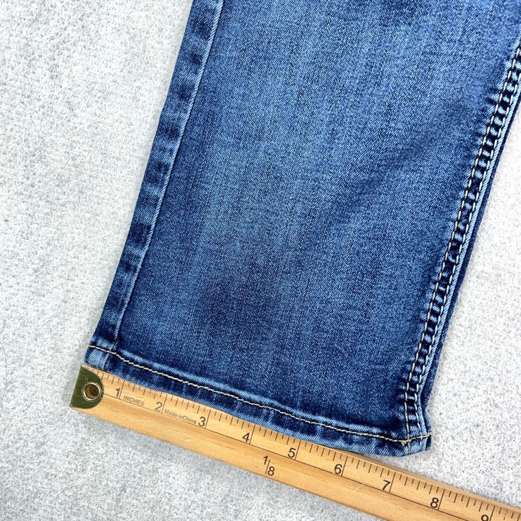Silver Jeans Co. Silver Jeans Women 27x31 Suki Slim Fit Boot Cut Low Rise Med Wash Faded Flap Size 27" / US 4 / IT 40 - 6 Thumbnail