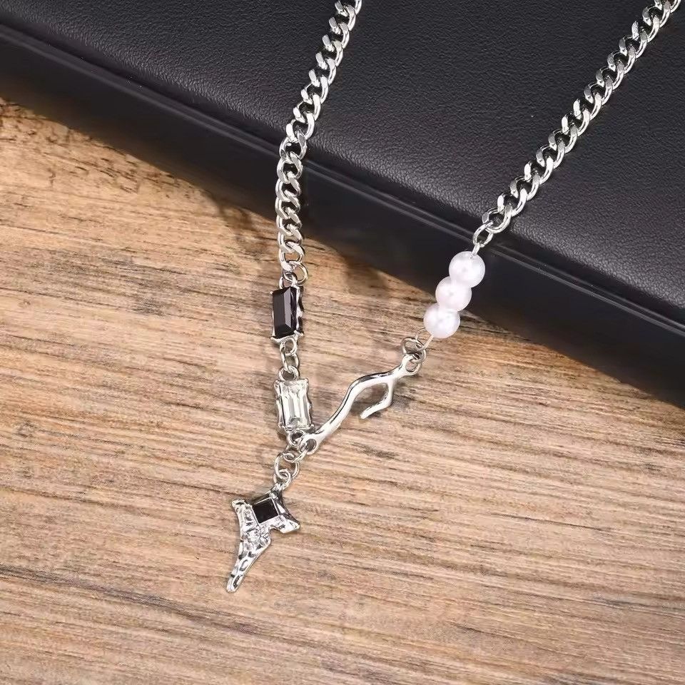 Jewelry Black Star Pendant Necklaces Size ONE SIZE - 2 Thumbnail