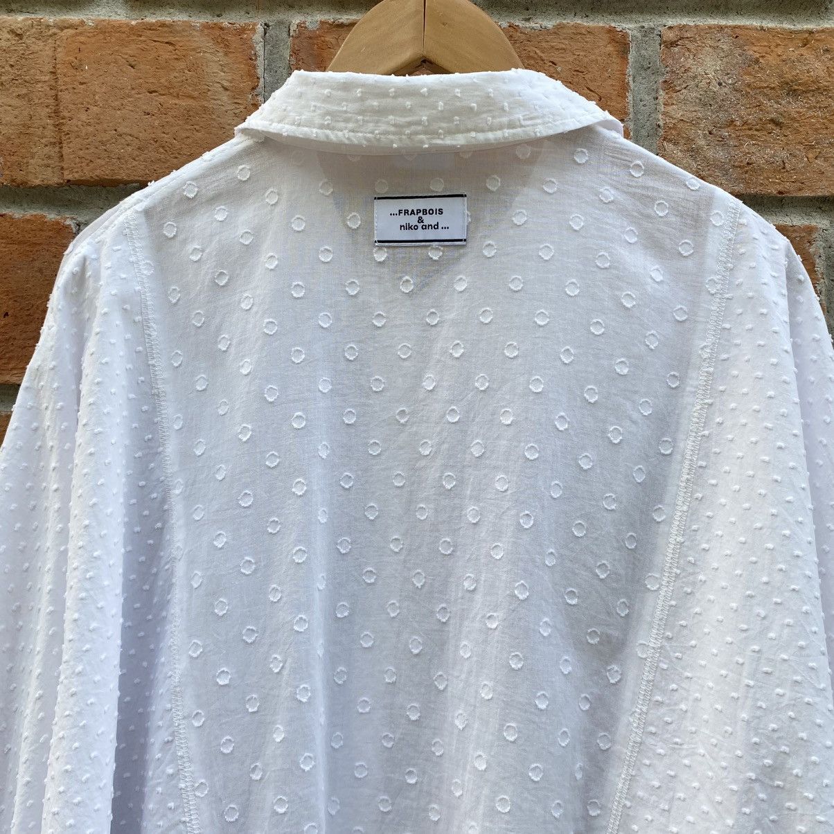 Frapbois FRAPBOIS & niko and ... White Dobby Cotton Blouse Size L / US 10 / IT 46 - 8 Thumbnail
