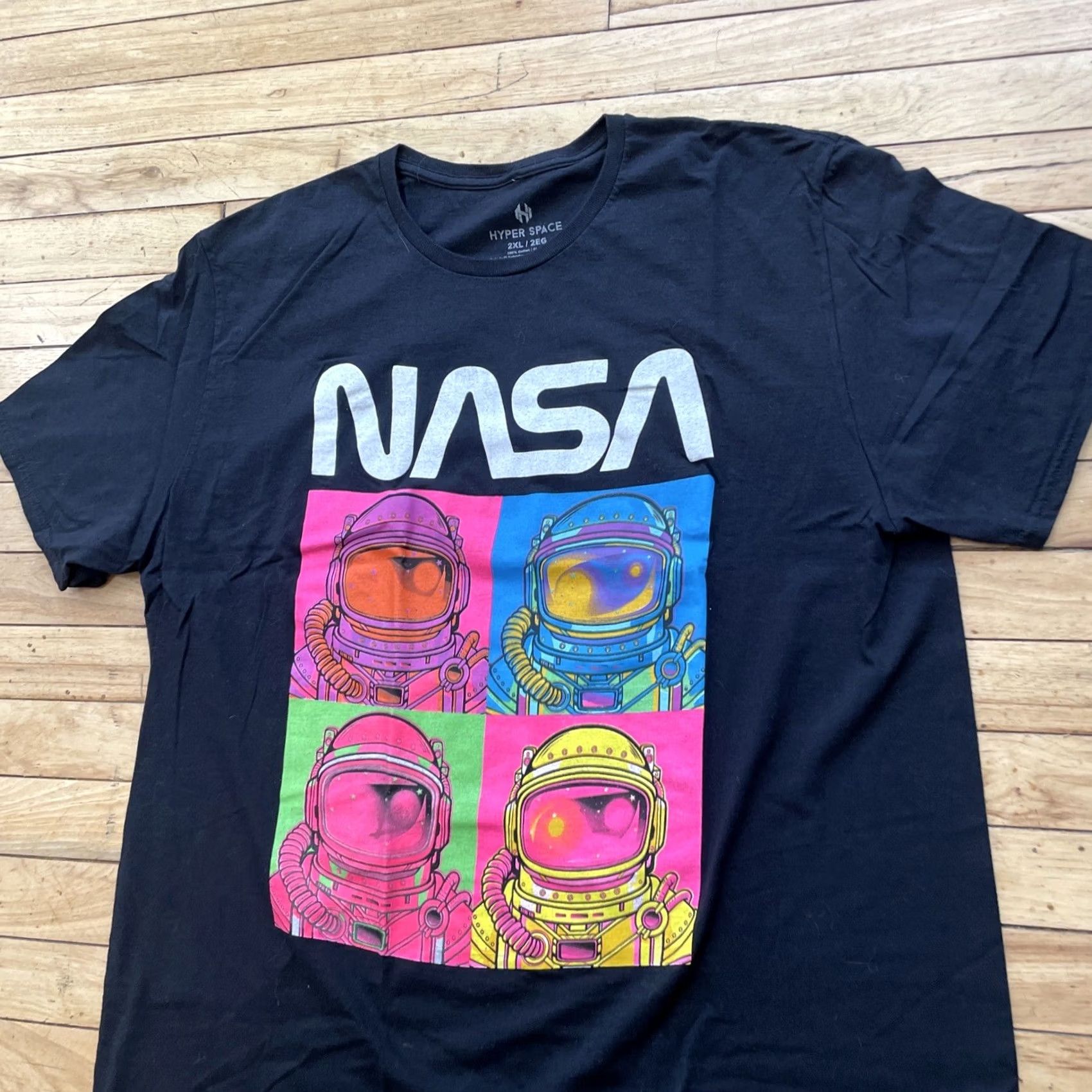 NASA HYPER SPACE NASA Shirt Men 2XL Black Neon Pink Astronaut Color Rave Graphic XXL Size US XXL / EU 58 / 5 - 4 Thumbnail