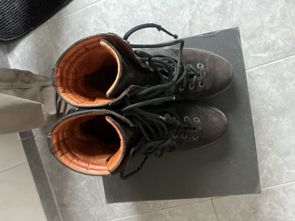Yeezy yeezy season 3 military boot onyx shade oil Size US 10 / EU 43 - 12 Thumbnail