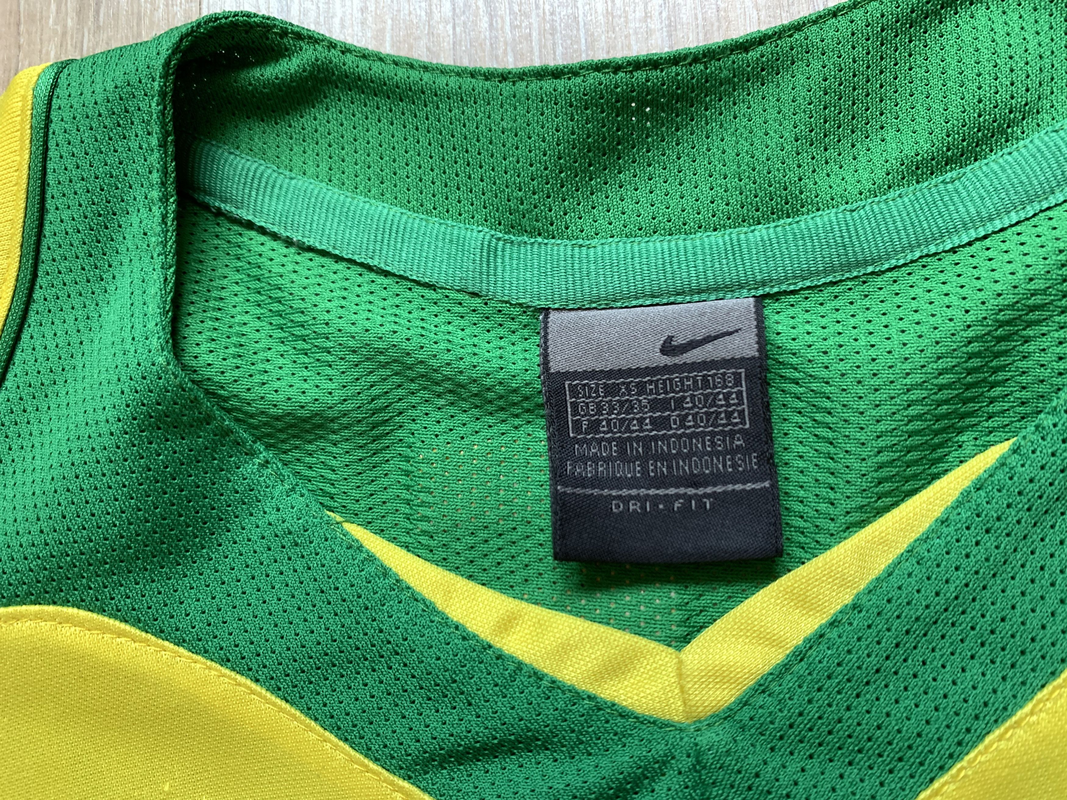 Nike × Vintage Vintage Nike Brazil Football Shirt #10 Alex 2004-2006 Size US XS / EU 42 / 0 - 7 Thumbnail