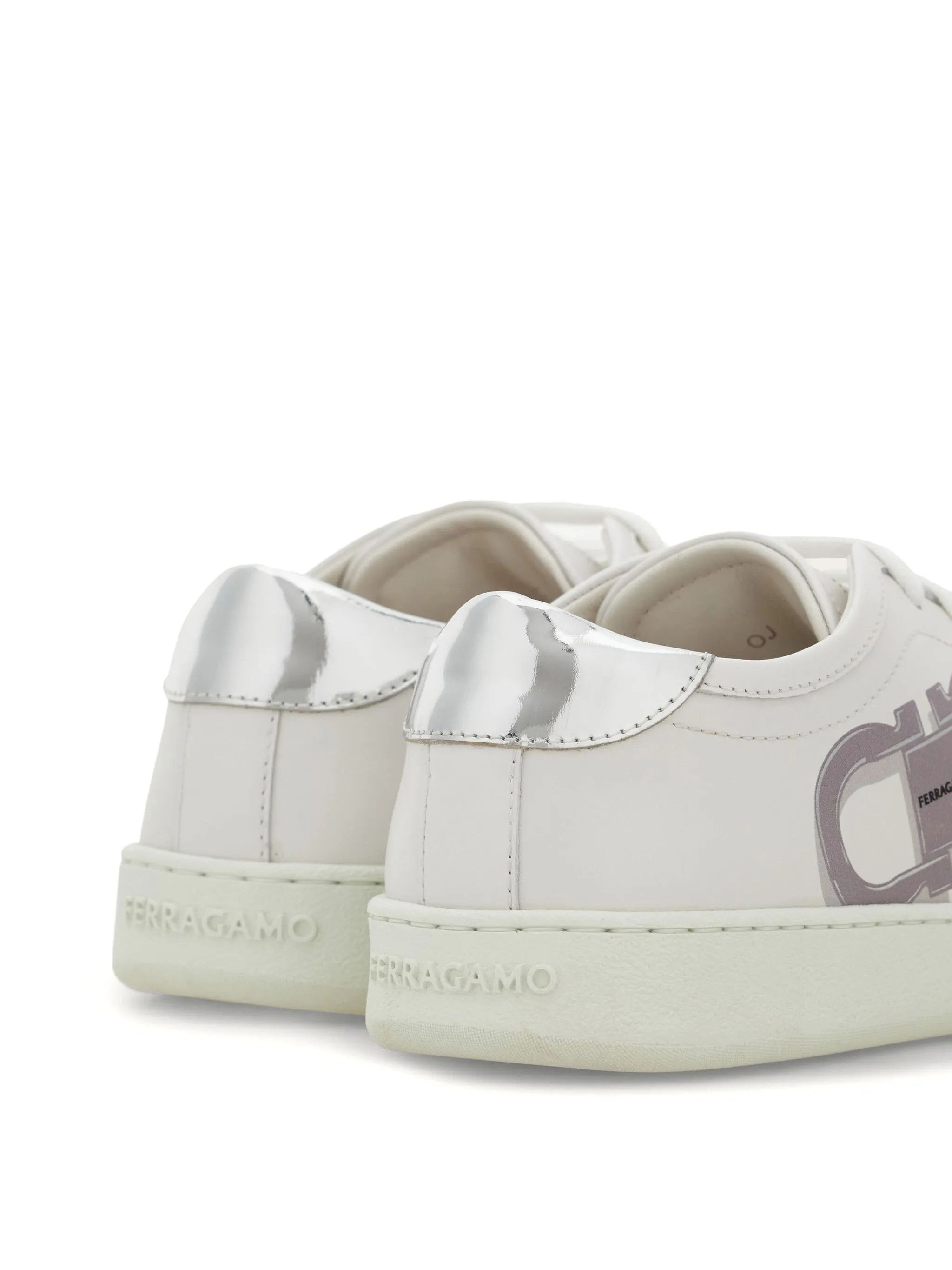 Salvatore Ferragamo o1s1rm0526 Double Gancini Low-Top Sneakers in White Size US 10 / IT 40 - 3 Thumbnail