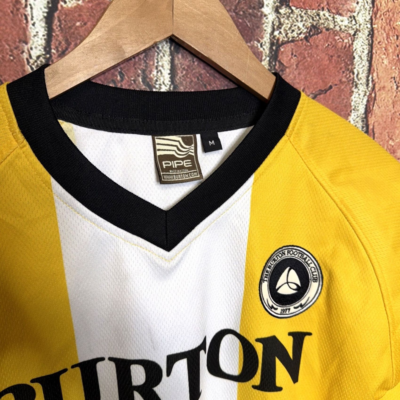 Burton VINTAGE Burton Shirt Womens Medium Yellow Soccer Jersey Pipe Football Club Signed Size L / US 10 / IT 46 - 2 Thumbnail