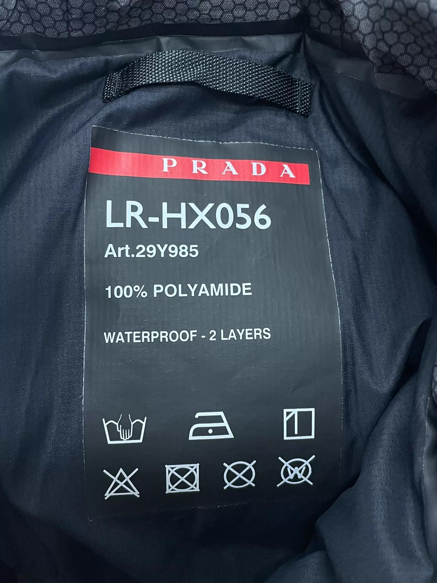 Prada Prada White Mid-Length Down Coat M Size M / US 6-8 / IT 42-44 - 4 Thumbnail
