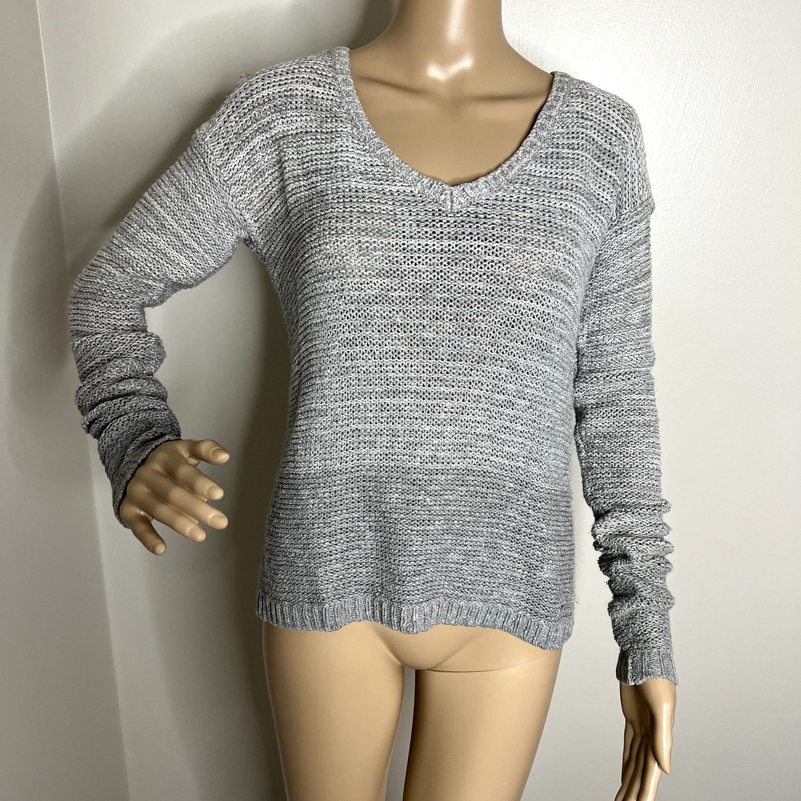 Other Gilly Hicks Gray Knit V Neck Sweater Size S / US 4 / IT 40 - 8 Thumbnail