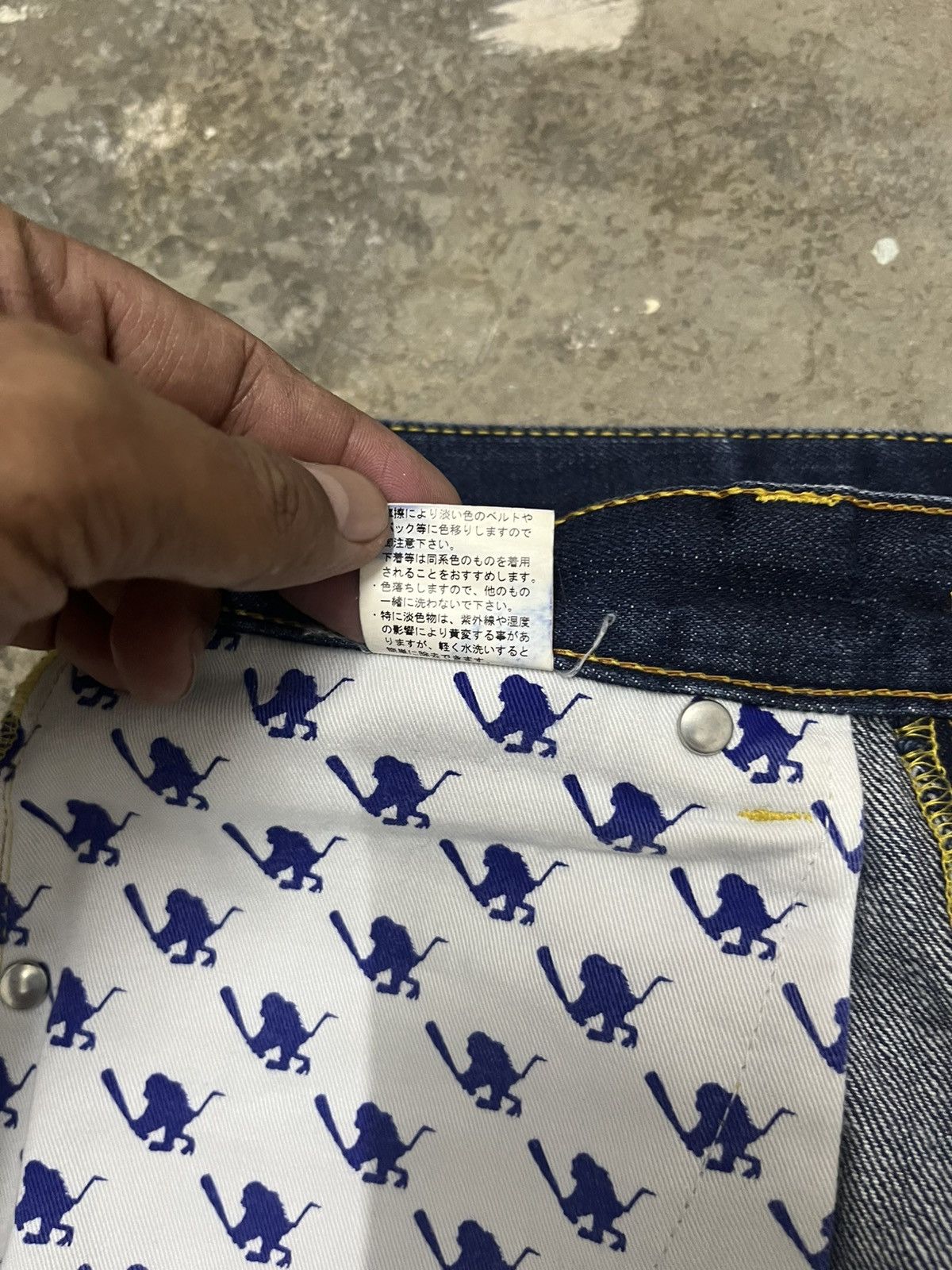 Japanese Brand Santastic Size US 34 / EU 50 - 8 Thumbnail