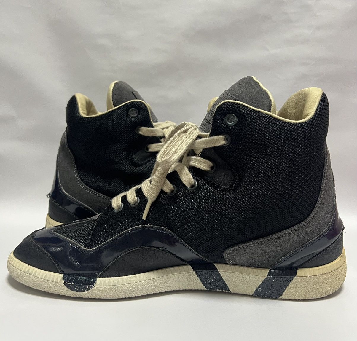 Maison Margiela Maison Margiela - F/W 13’ - High-Top Sneaker Navy Size US 8.5 / EU 41-42 - 8 Thumbnail