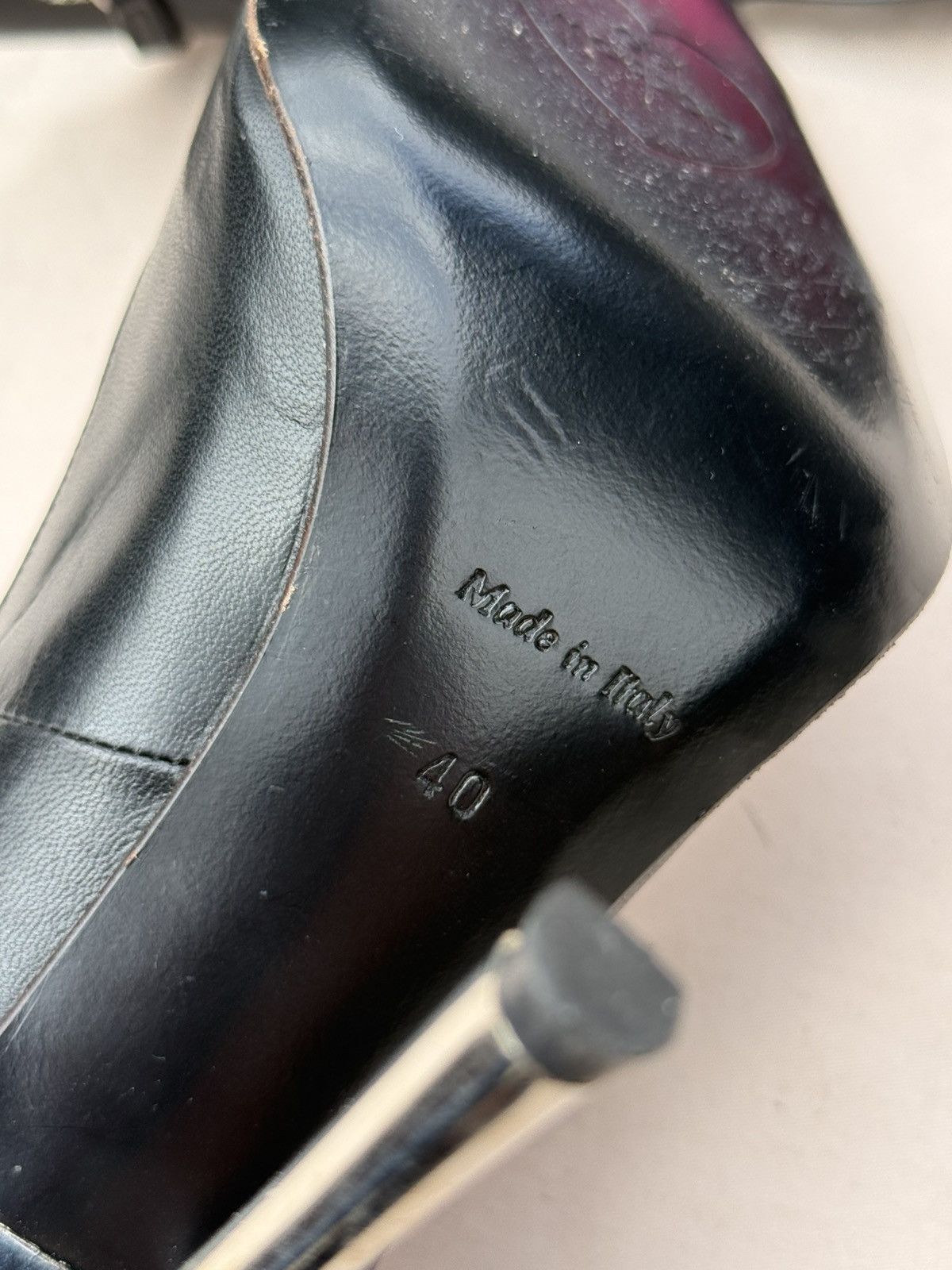 Other Gai Mattiolo Black Leather Crystal Heart Embellished Heels Size US 10 / IT 40 - 5 Thumbnail