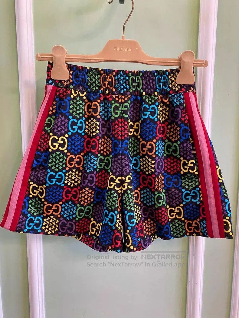Gucci Gucci Rainbow Logo Print Shorts. Size US 28 / EU 44 - 1 Thumbnail