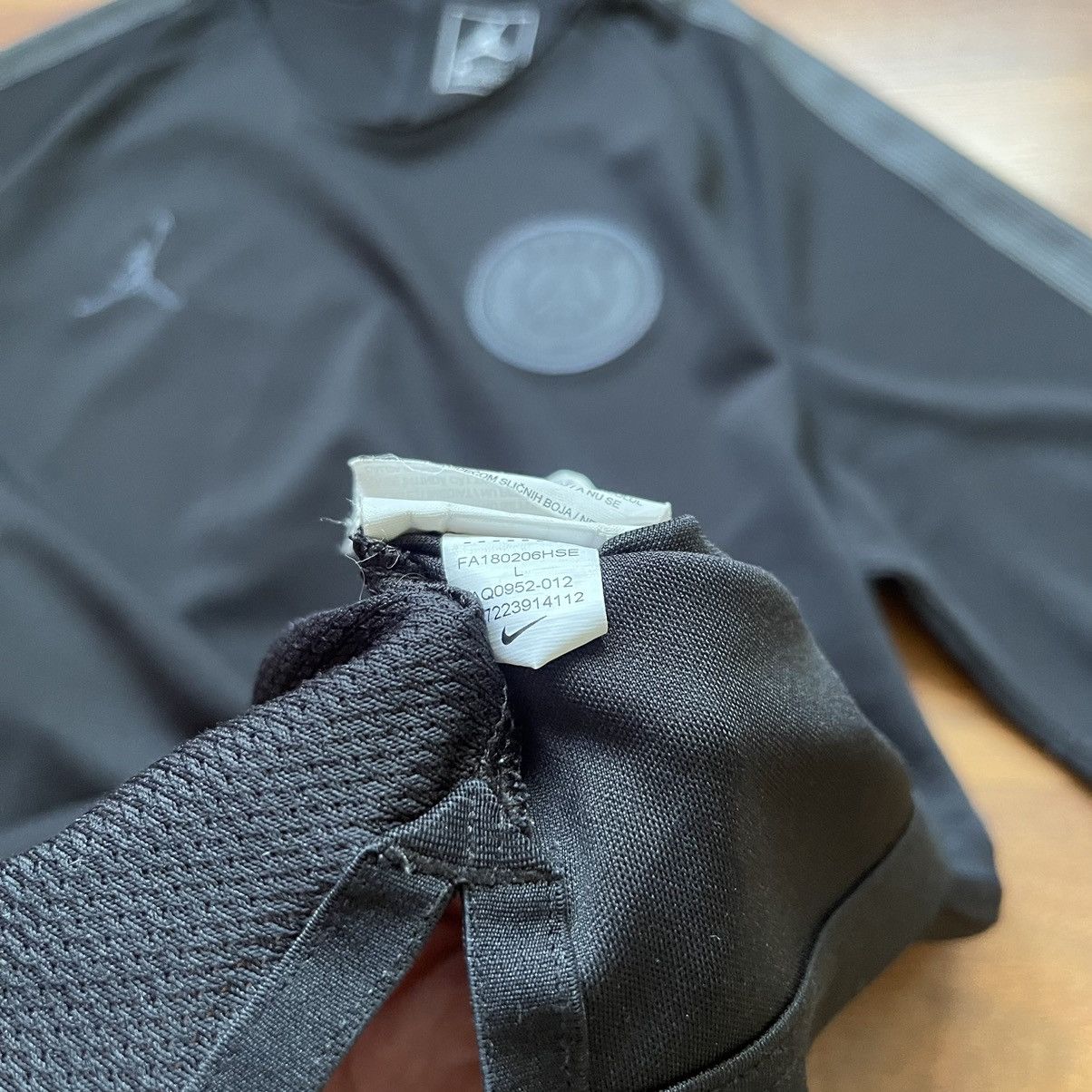 Nike × Vintage PSG NIKE 2018/2019 FOOTBALL SOCCER TRAINING JERSEY Size US L / EU 52-54 / 3 - 6 Thumbnail