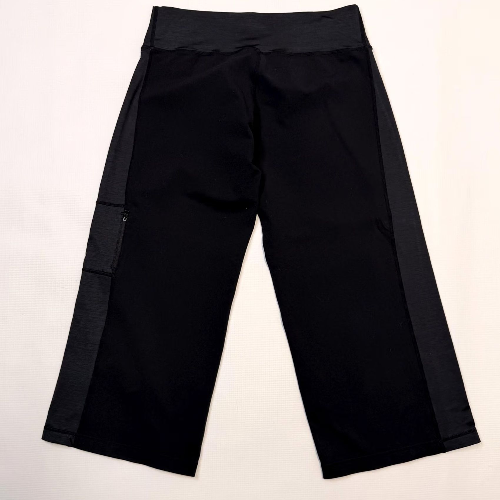 Lululemon Lululemon Pants Womens Medium Black Cropped Wide Leg Elastic Waist Zip Pocket Size 29" - 2 Thumbnail