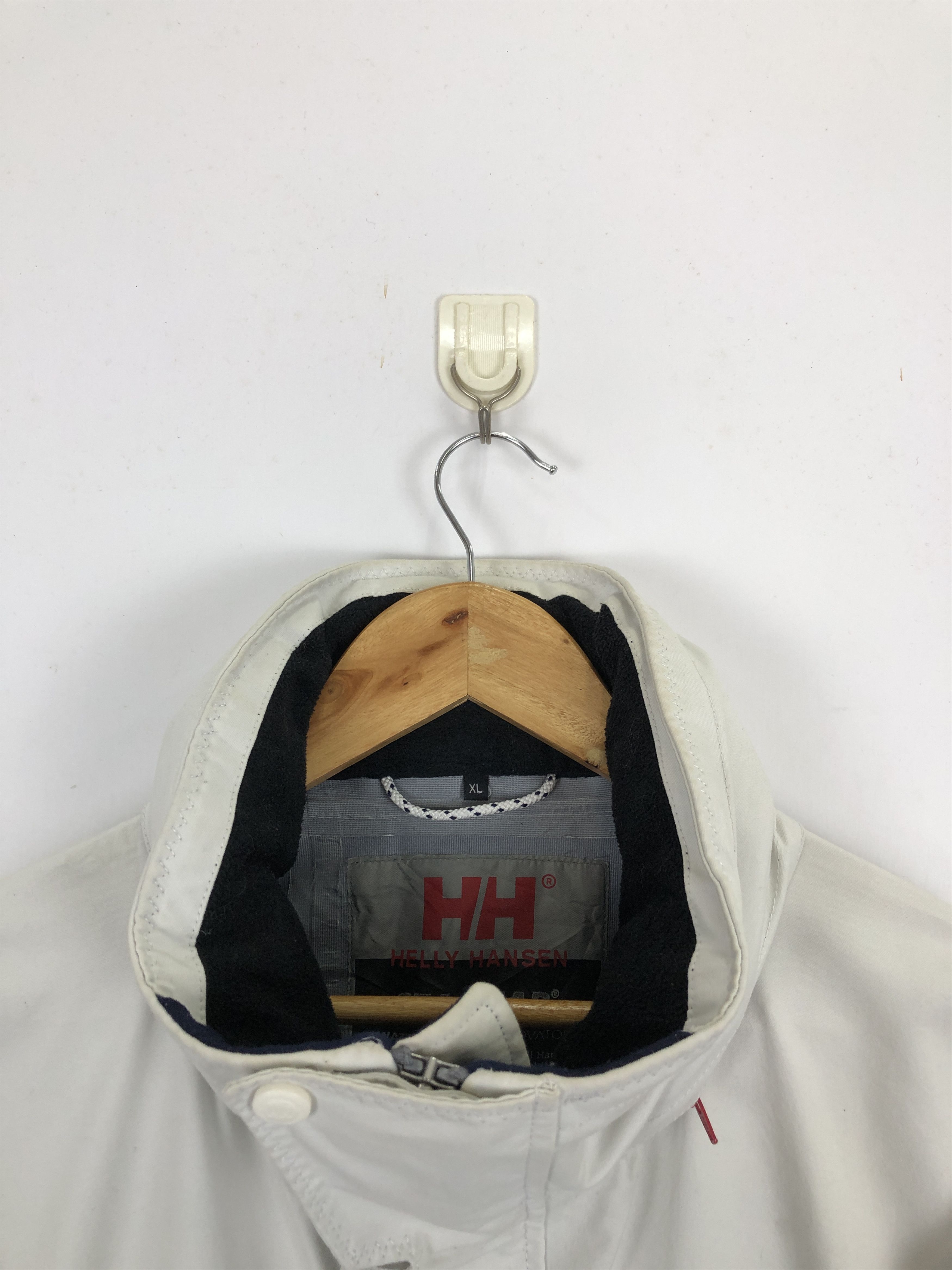 Helly Hansen Vintage Helly Hansen Waterproof Light Jacket J1686 Size US XL / EU 56 / 4 - 9 Thumbnail