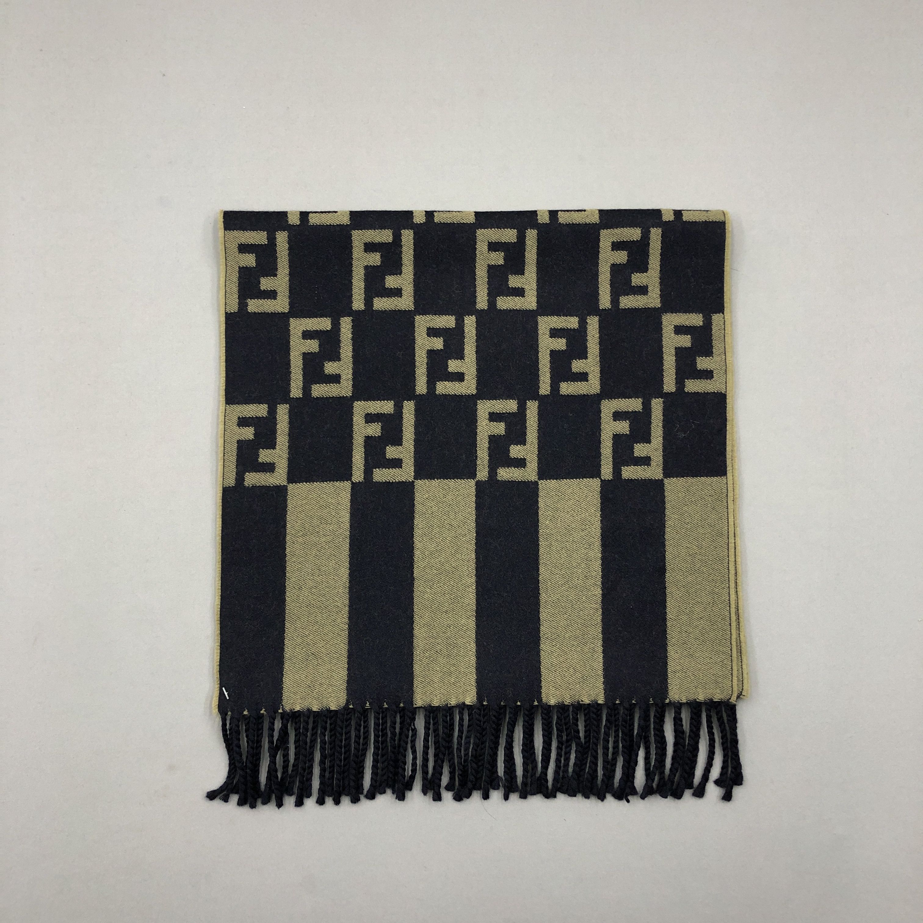 Japanese Brand Vintage Fendi Scarf Fendi Zucca FF Monogram Wool Scarves Size ONE SIZE - 2 Thumbnail