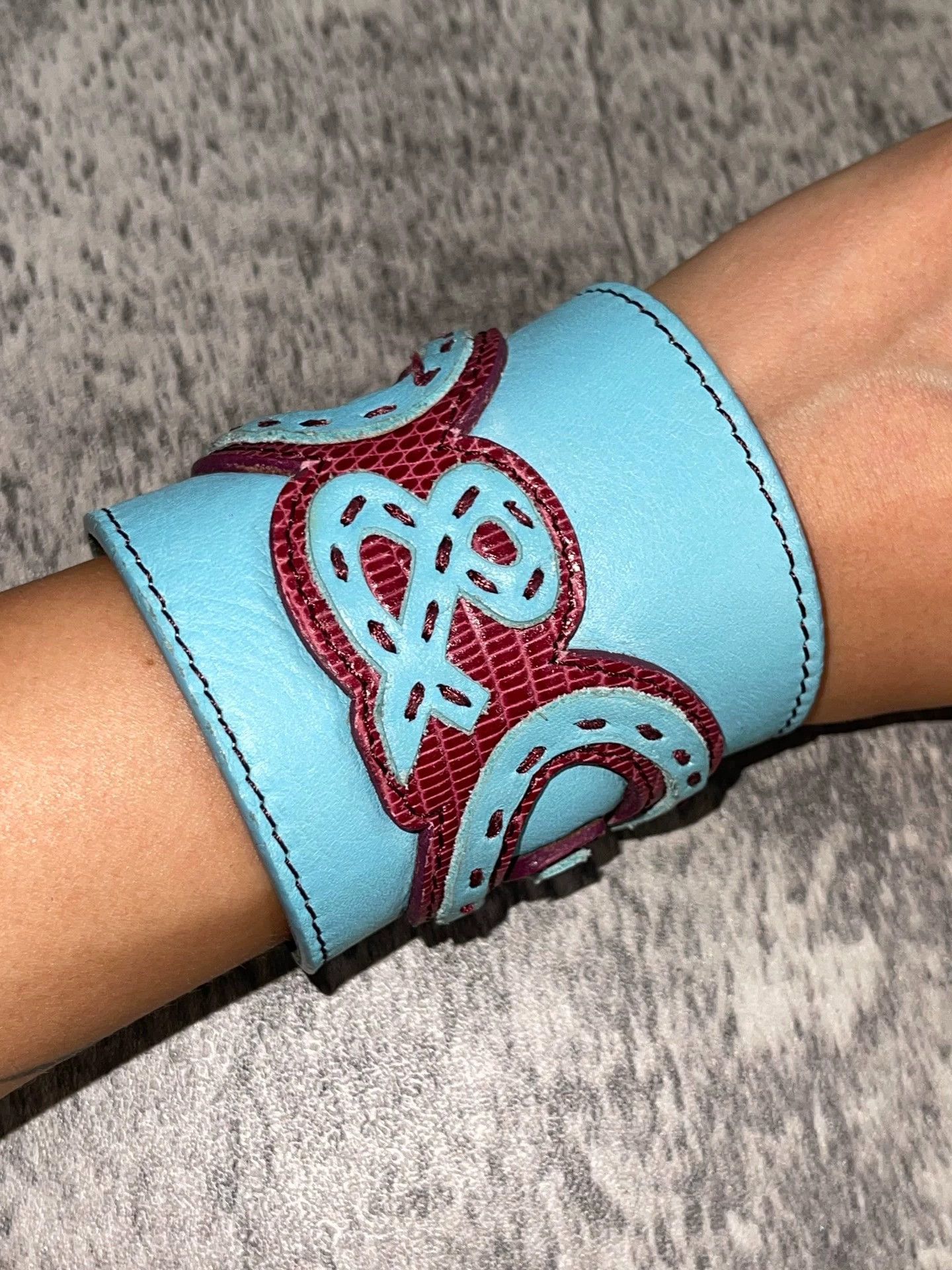 Dolce & Gabbana D&G Y2K Blue-Red Colorblock Hard Leather Bracelet Size ONE SIZE - 5 Thumbnail