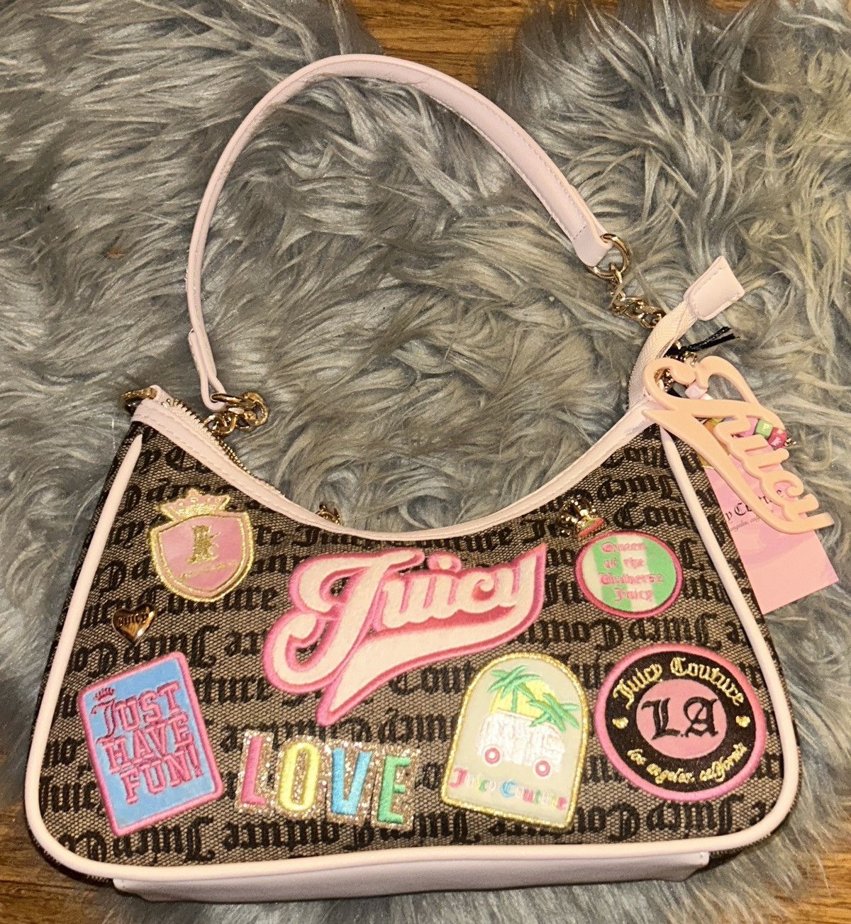 Juicy Couture Juicy Couture Run the World Shoulder Bag Taupe DK Brown Size ONE SIZE - 2 Thumbnail