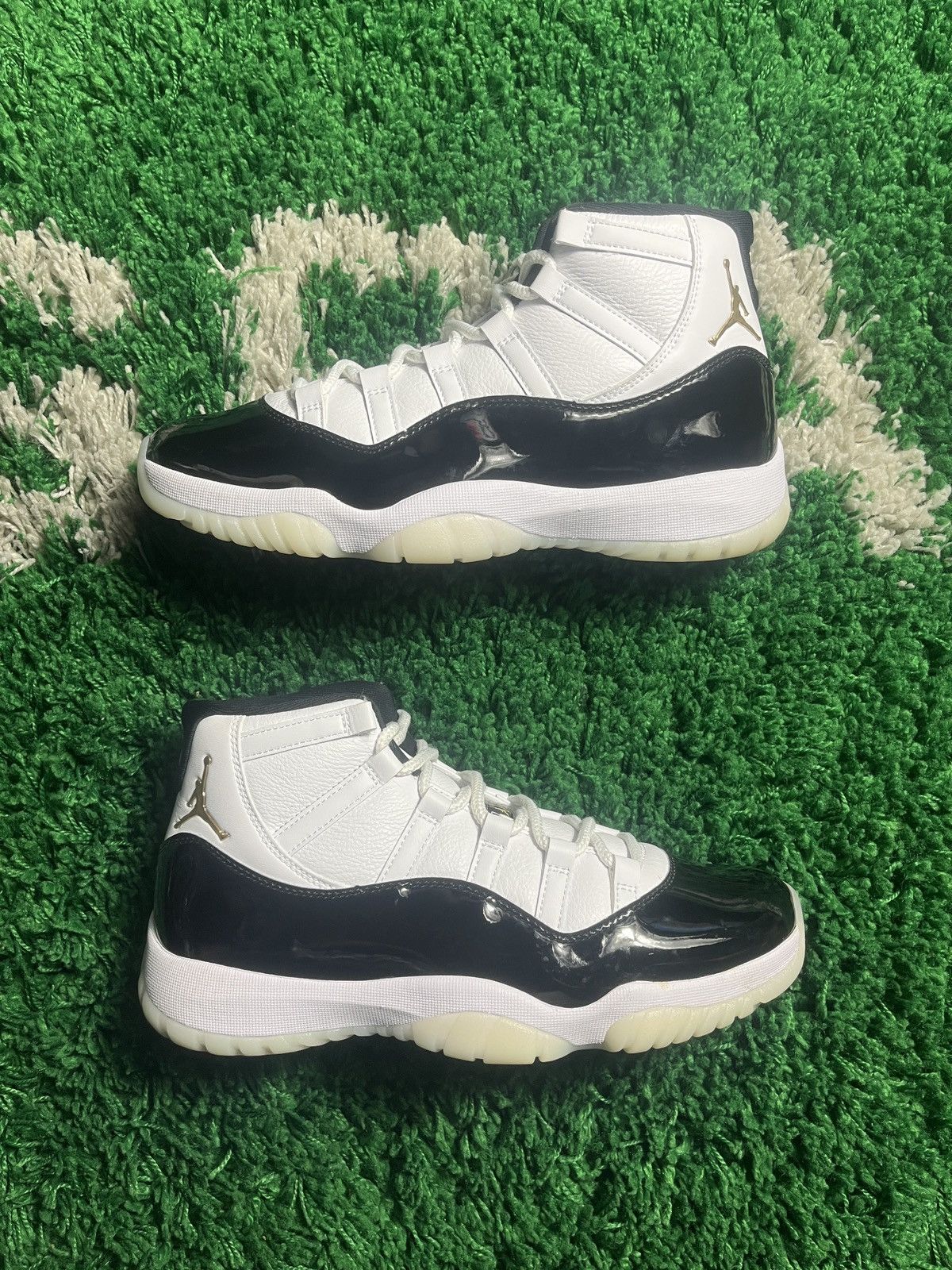 Jordan Brand AirJordan 11 Retro Gratitude Size US 9.5 / EU 42-43 - 1 Thumbnail