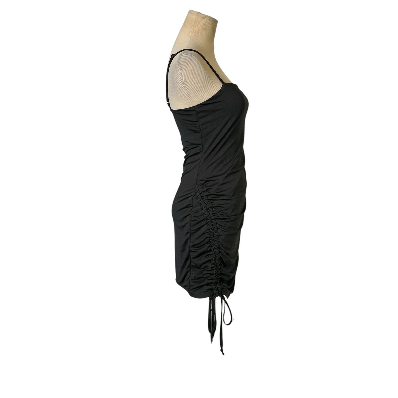 Forever 21 Forever 21 black ruched bodycon mini dress size Small Size S / US 4 / IT 40 - 13 Thumbnail
