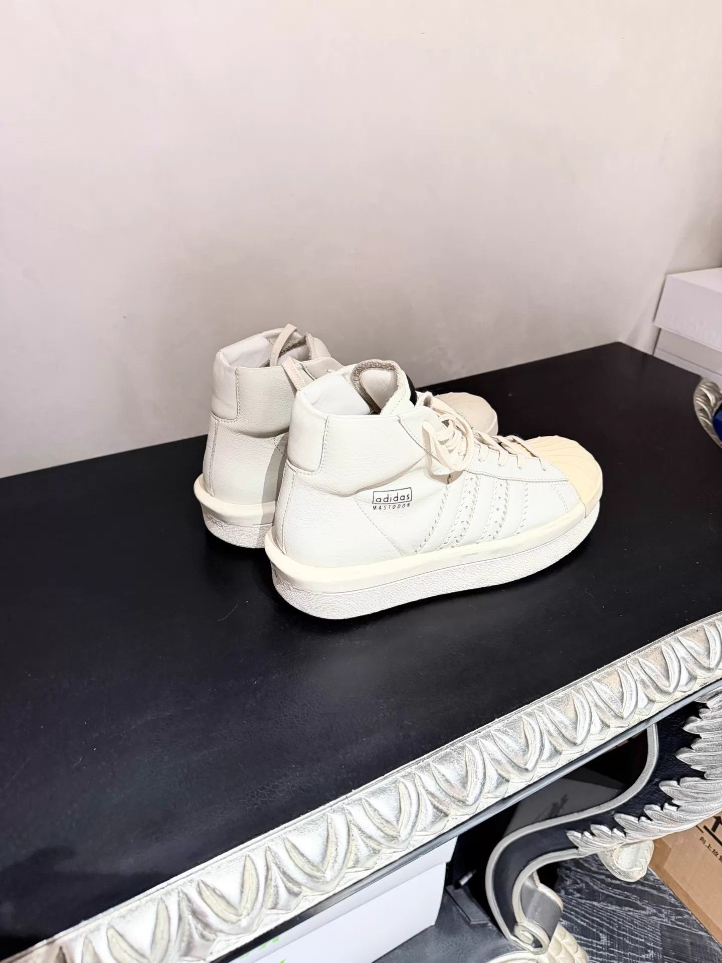 Rick Owens Rick Owens x Adidas 16FW Shell Toe Hi-Top Off-White 42.5 Size US 9.5 / EU 42-43 - 2 Thumbnail