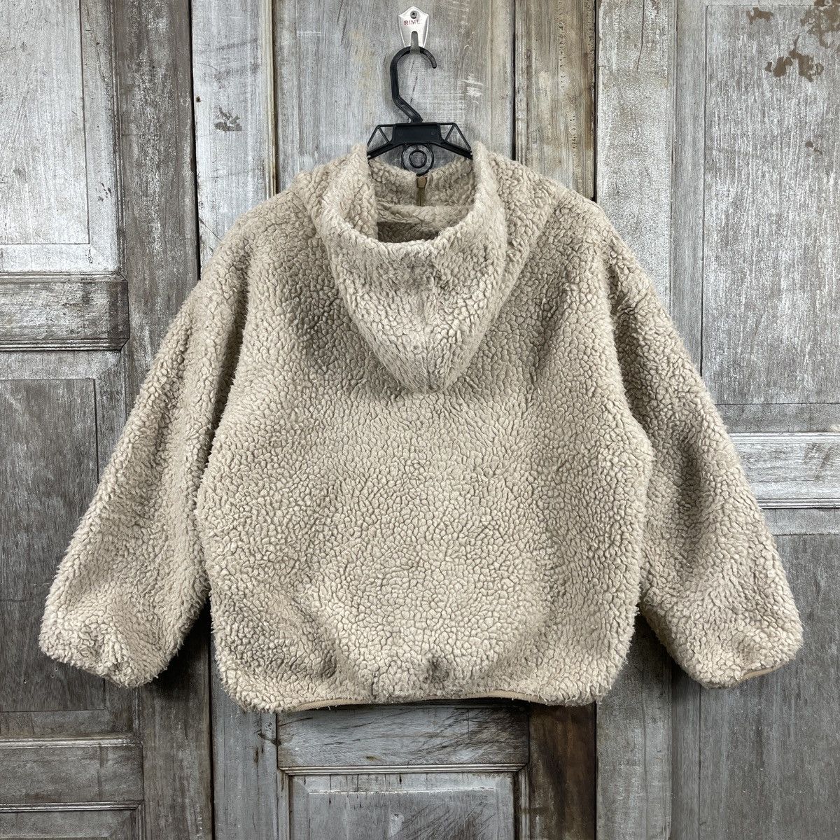 Japanese Brand × Uniqlo × Vintage Vintage Japanese Brand Fun Fleece Sherpa Jacket Size US M / EU 48-50 / 2 - 3 Thumbnail