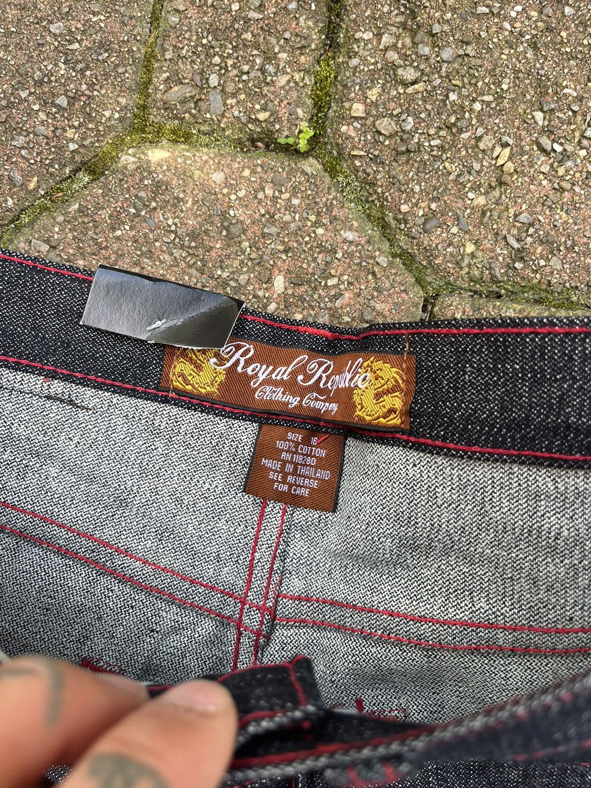Japanese Brand Royal Republic Raw Denim Y2K Graphic Print Jeans Size US 29 - 5 Thumbnail