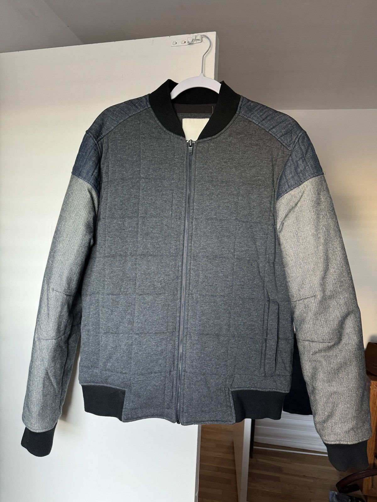 Calvin Klein Calvin Klein Quilted Bomber Jacket Size US M / EU 48-50 / 2 - 7 Thumbnail