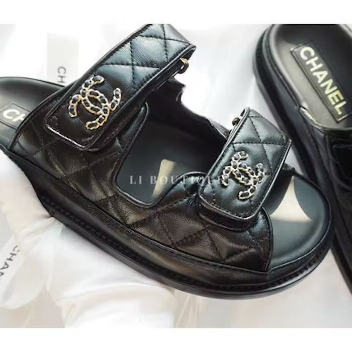 os11x0124 Sandals in Black