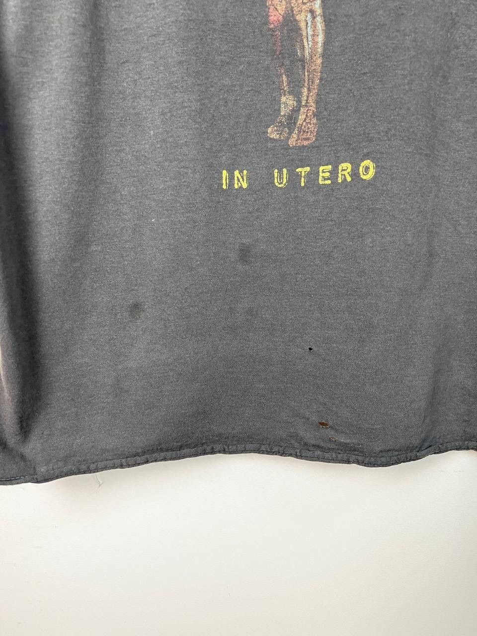 Nirvana × Vintage Nirvana In Uetro band vintage t-shirts size L Size US L / EU 52-54 / 3 - 4 Thumbnail