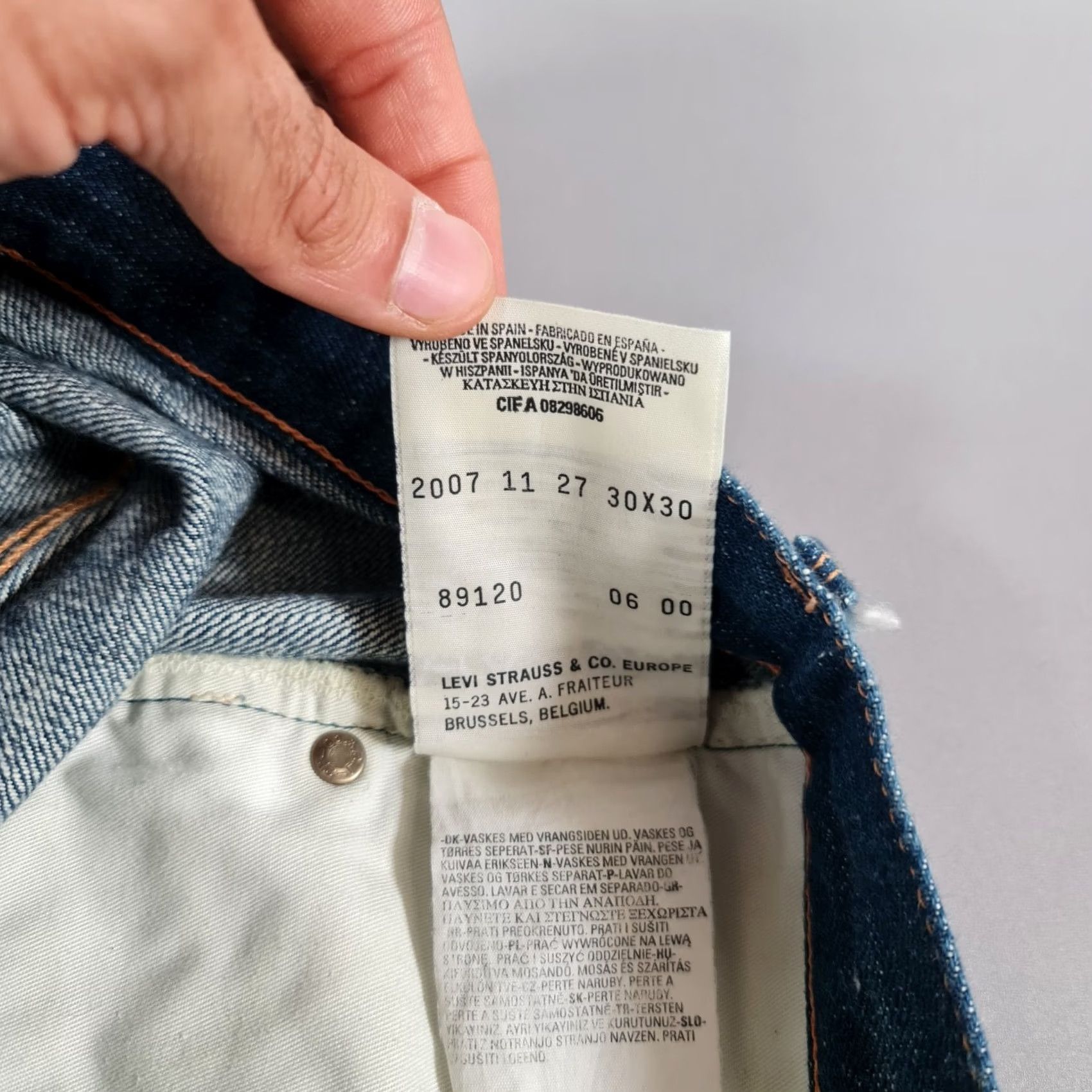 Levi's VINTAGE Levi's Engineered Shorts Denim Blue Bermuda 5-Pocket W30 Mens Distressed Leather? (adjust for accuracy) Size US 30 / EU 46 - 6 Thumbnail