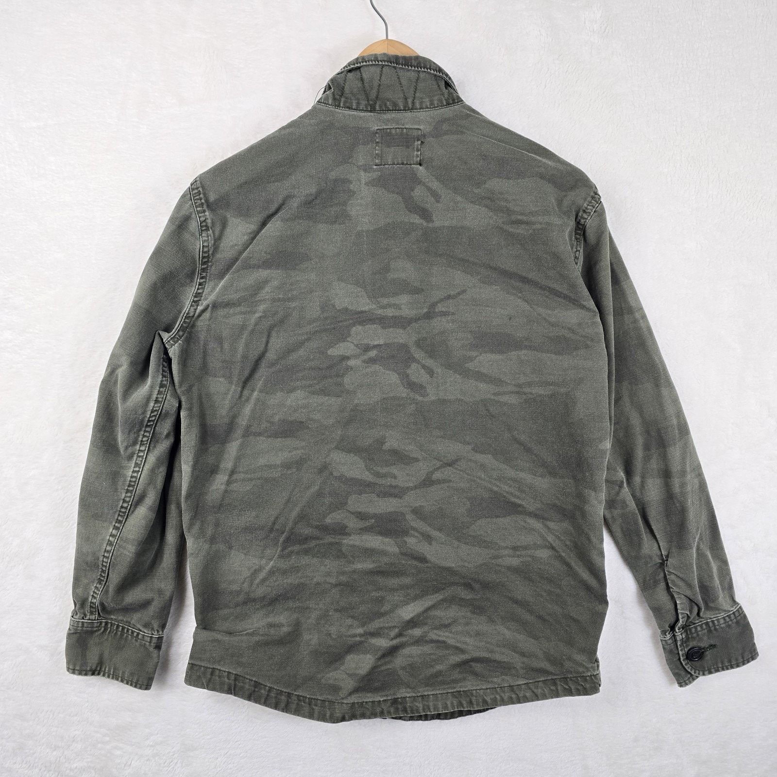 Abercrombie & Fitch Abercrombie & Fitch Y2K Vintage Camo Lightweight Jacket XS Size XS / US 0-2 / IT 36-38 - 7 Thumbnail