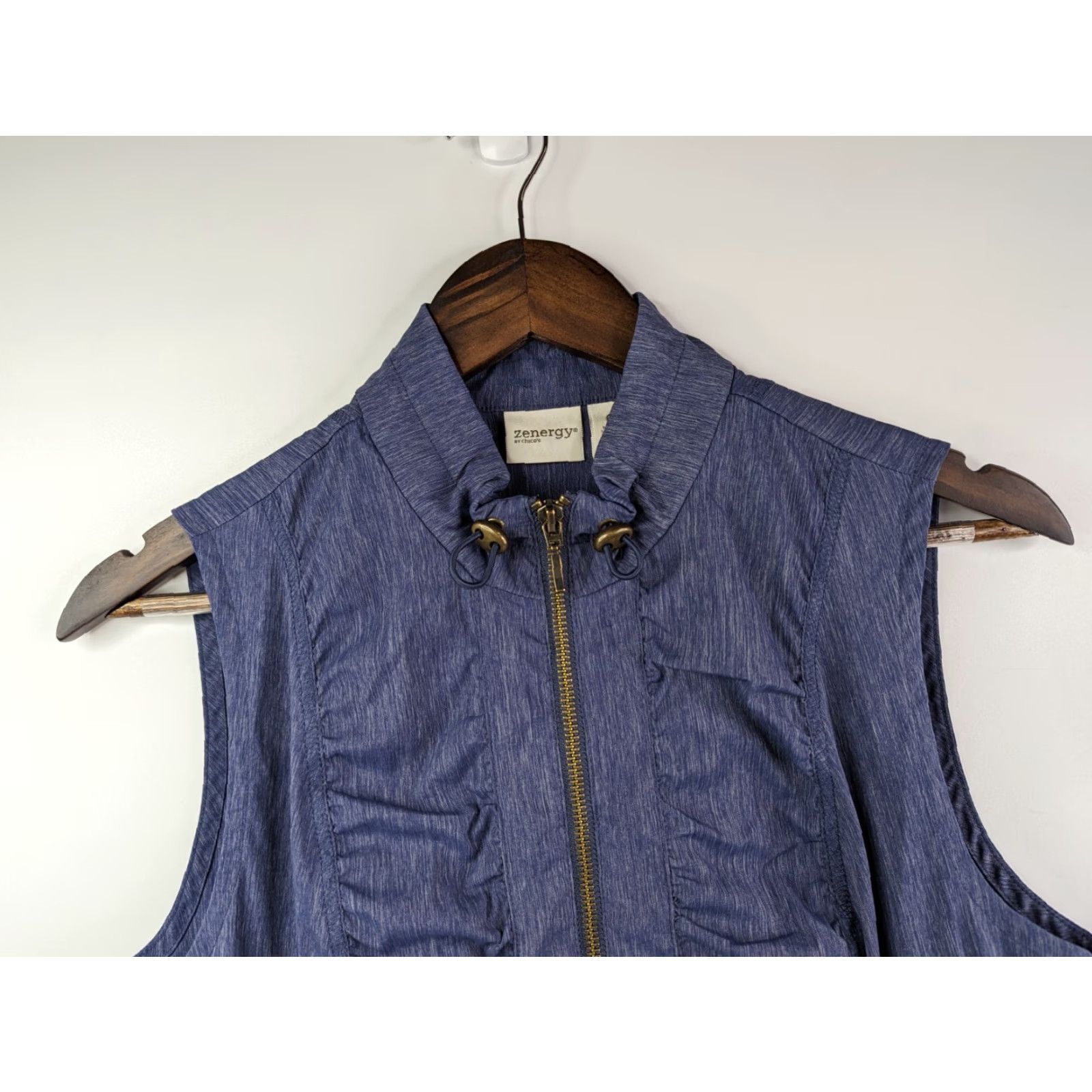 Vintage Chico's Vest Womens Size 0 DENIM NEEMA Zenergy Indigo Ruched Zip Front Pockets Casual Size XS / US 0-2 / IT 36-38 - 2 Thumbnail