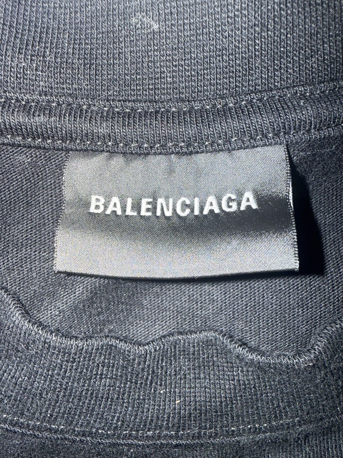 Balenciaga Play Balenciaga T-shirt Size US S / EU 44-46 / 1 - 4 Thumbnail