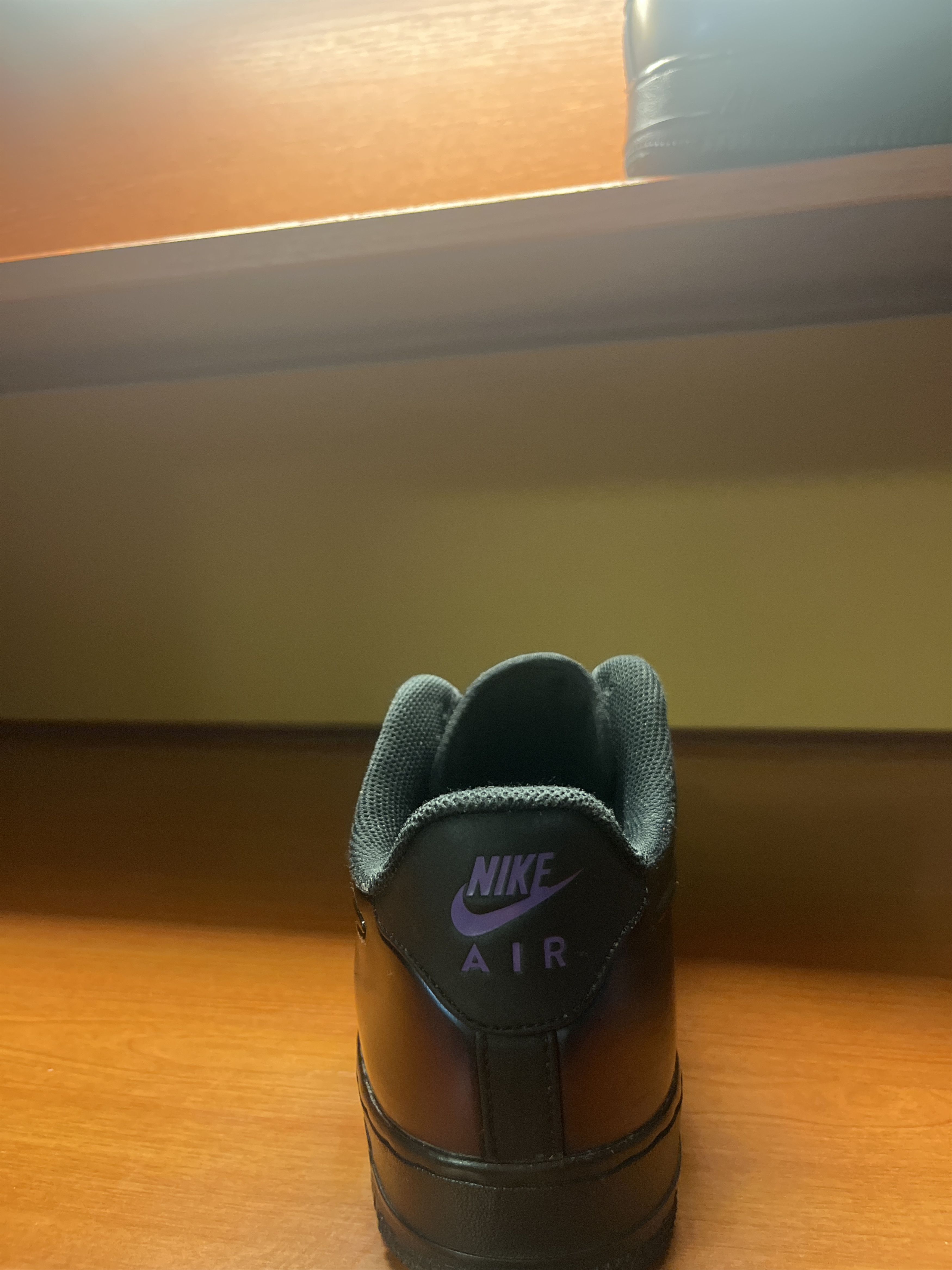 Nike 2019 Air Force 1 Foamposite Pro ‘Court Purple’ Size US 8.5 / EU 41-42 - 3 Thumbnail