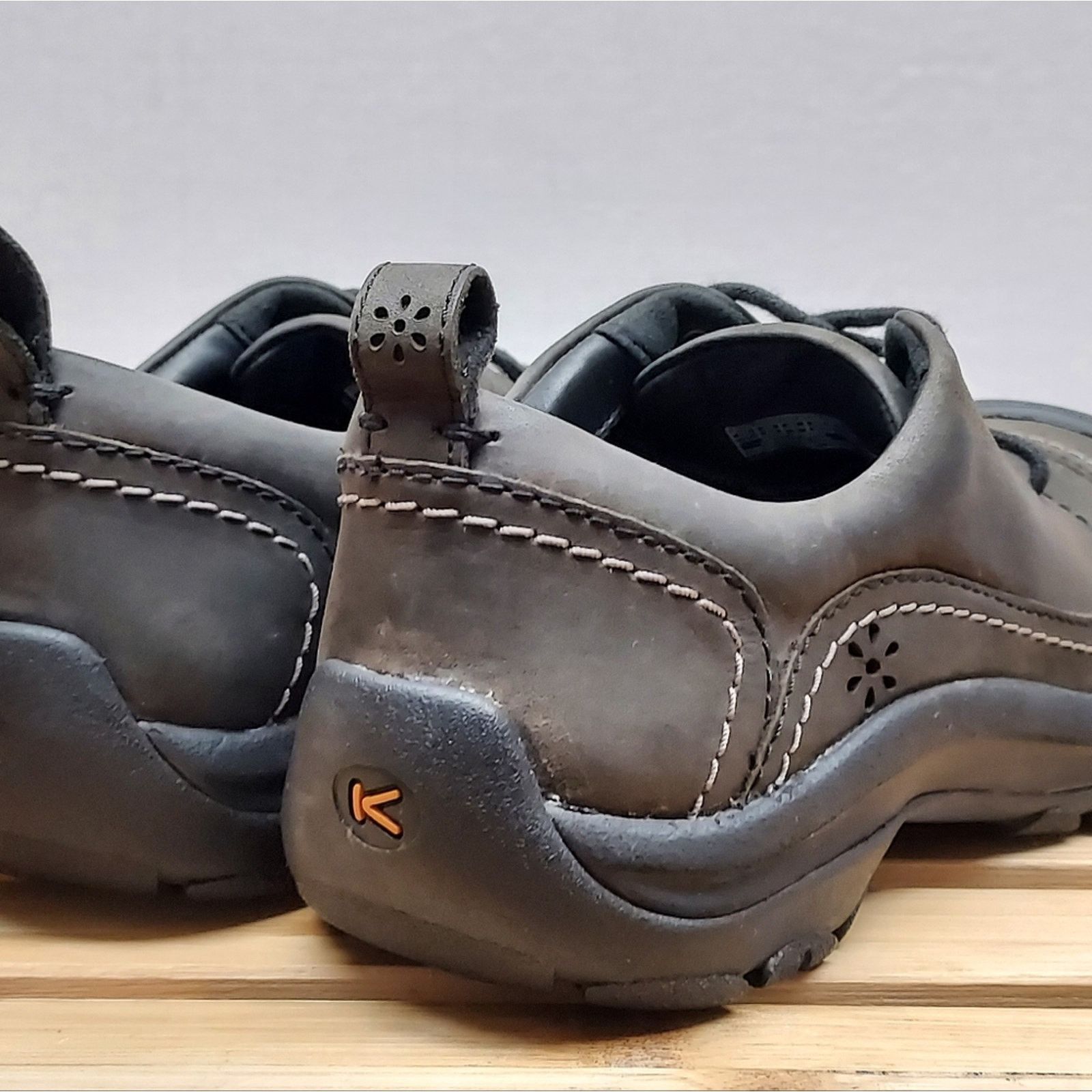 KEEN KEEN Womens | Green | Kaci II Leather Oxford Shoes Size 6.5 Size US 6.5 / IT 36.5 - 3 Thumbnail