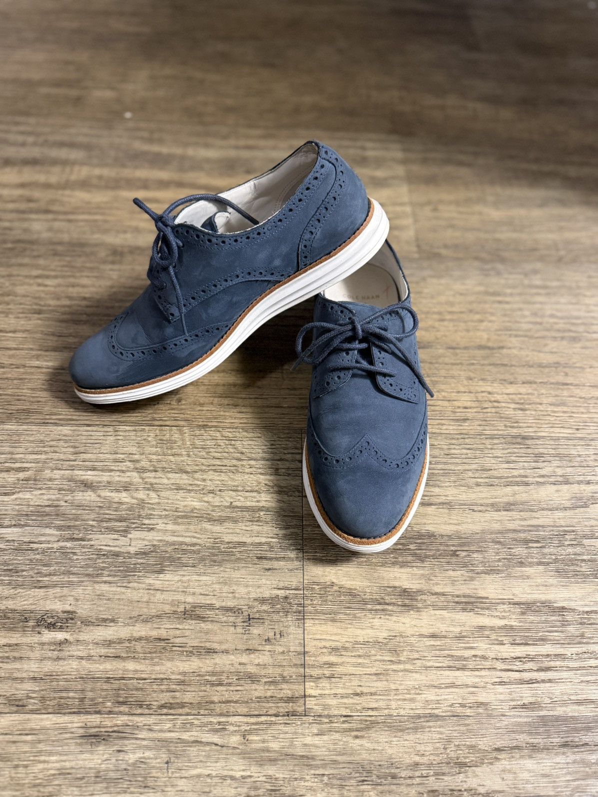 Cole Haan Cole Haan OriginalGrand Blue Suede Wingtip Oxfords - Size 7B Size US 7 / IT 37 - 1 Thumbnail
