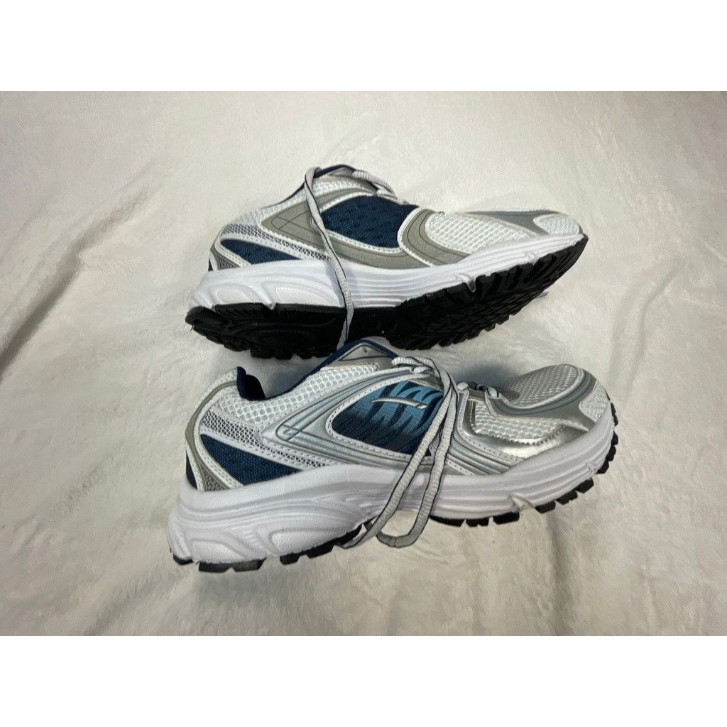 La Gear LA Gear Ultra Foam Low Sneakers Size 8.5 / Women's 10/EUR 42 Size US 8.5 / EU 41-42 - 6 Thumbnail