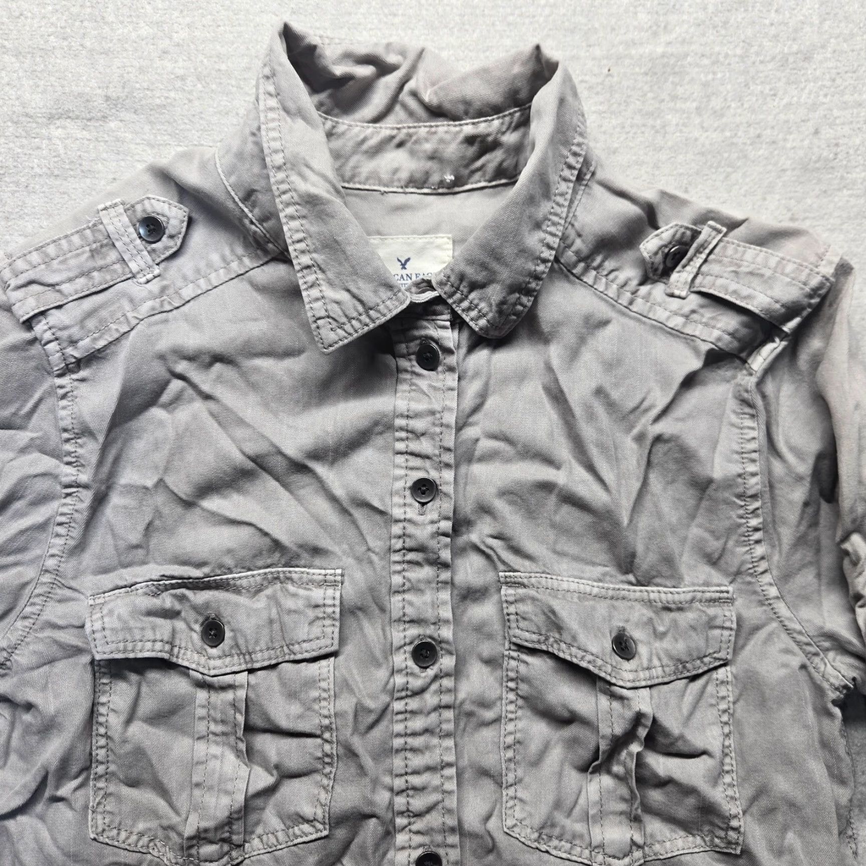 American Eagle Outfitters American Eagle Shirt Women's XS Button Up Long Sleeve Solid Gray Boyfriend Fit Size XS / US 0-2 / IT 36-38 - 2 Thumbnail
