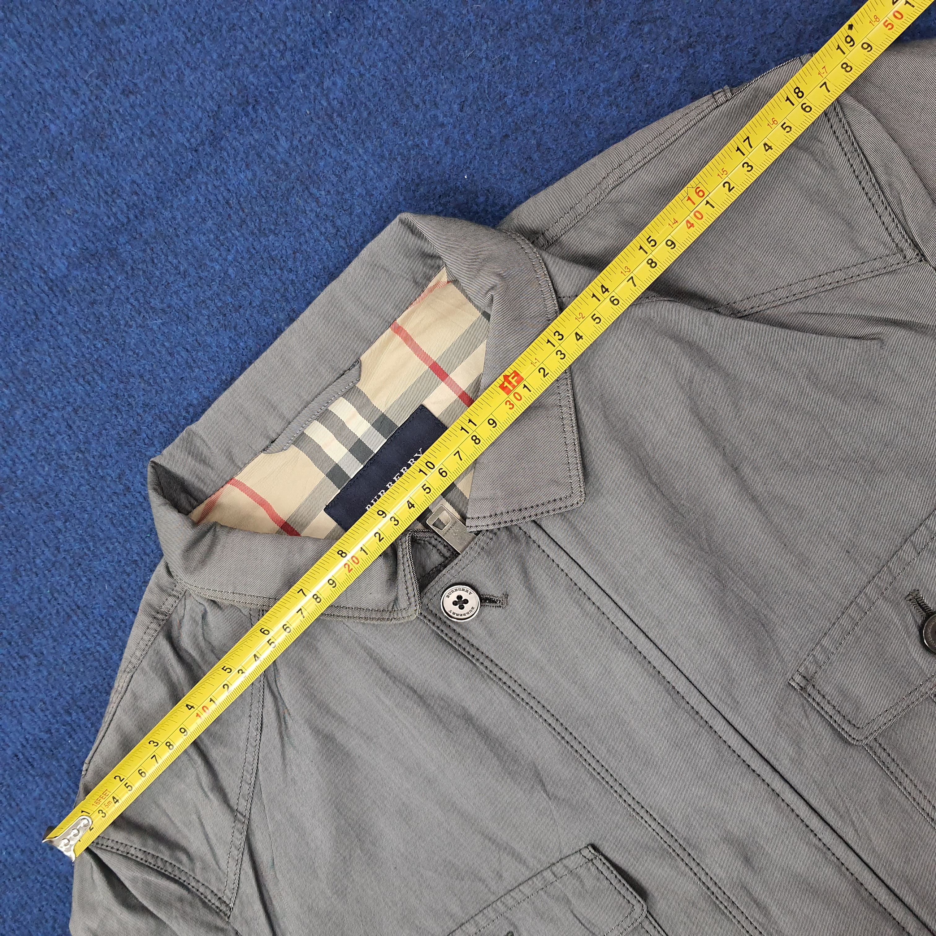 Burberry Vintage Burberry Nova Check Short Trench Coat C224N9 Size US M / EU 48-50 / 2 - 11 Thumbnail