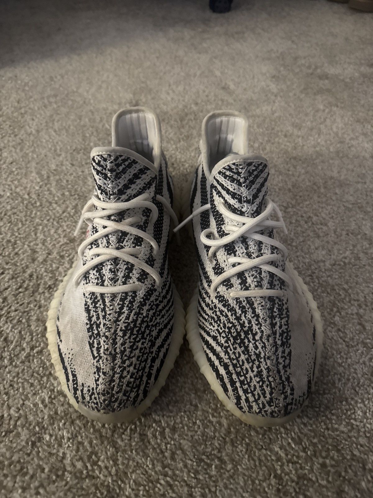 Yeezy Yeezy 350 v2 Zebra Size US 10.5 / EU 43-44 - 6 Thumbnail
