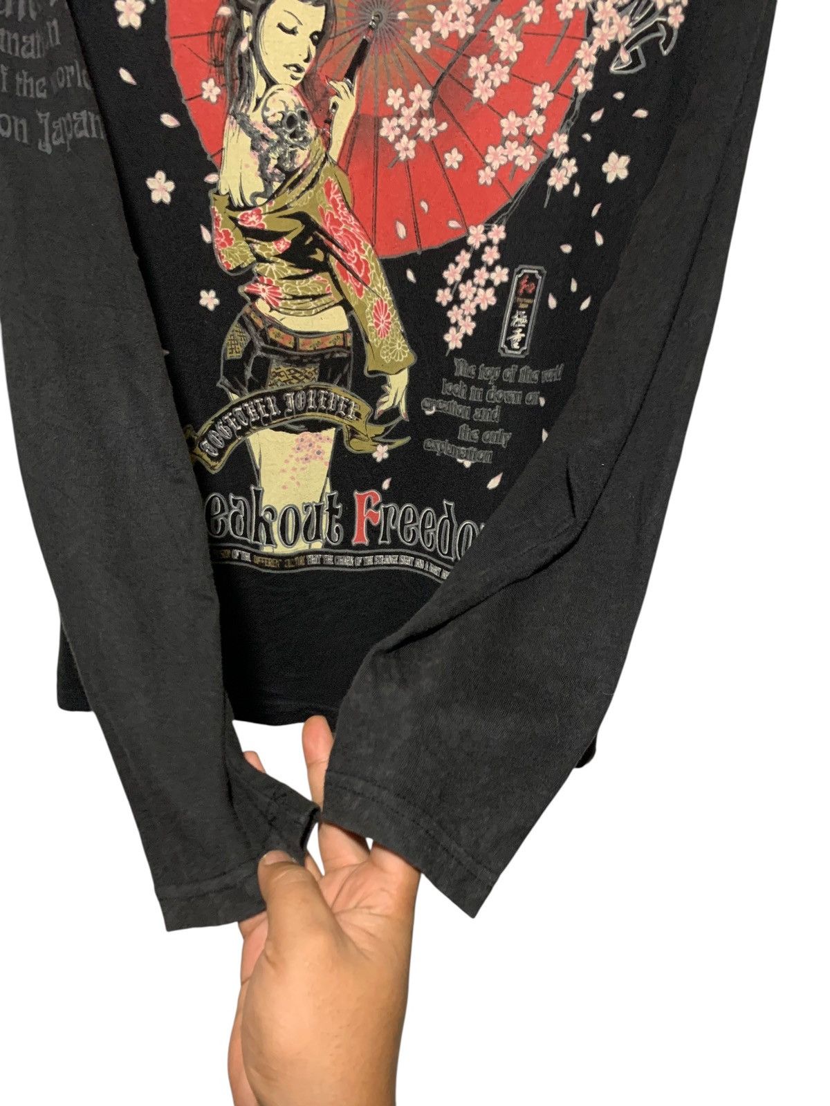 Beauty Beast Vintage Bullet Noise tattoo girl geisha sukajan button LS Size US M / EU 48-50 / 2 - 13 Thumbnail