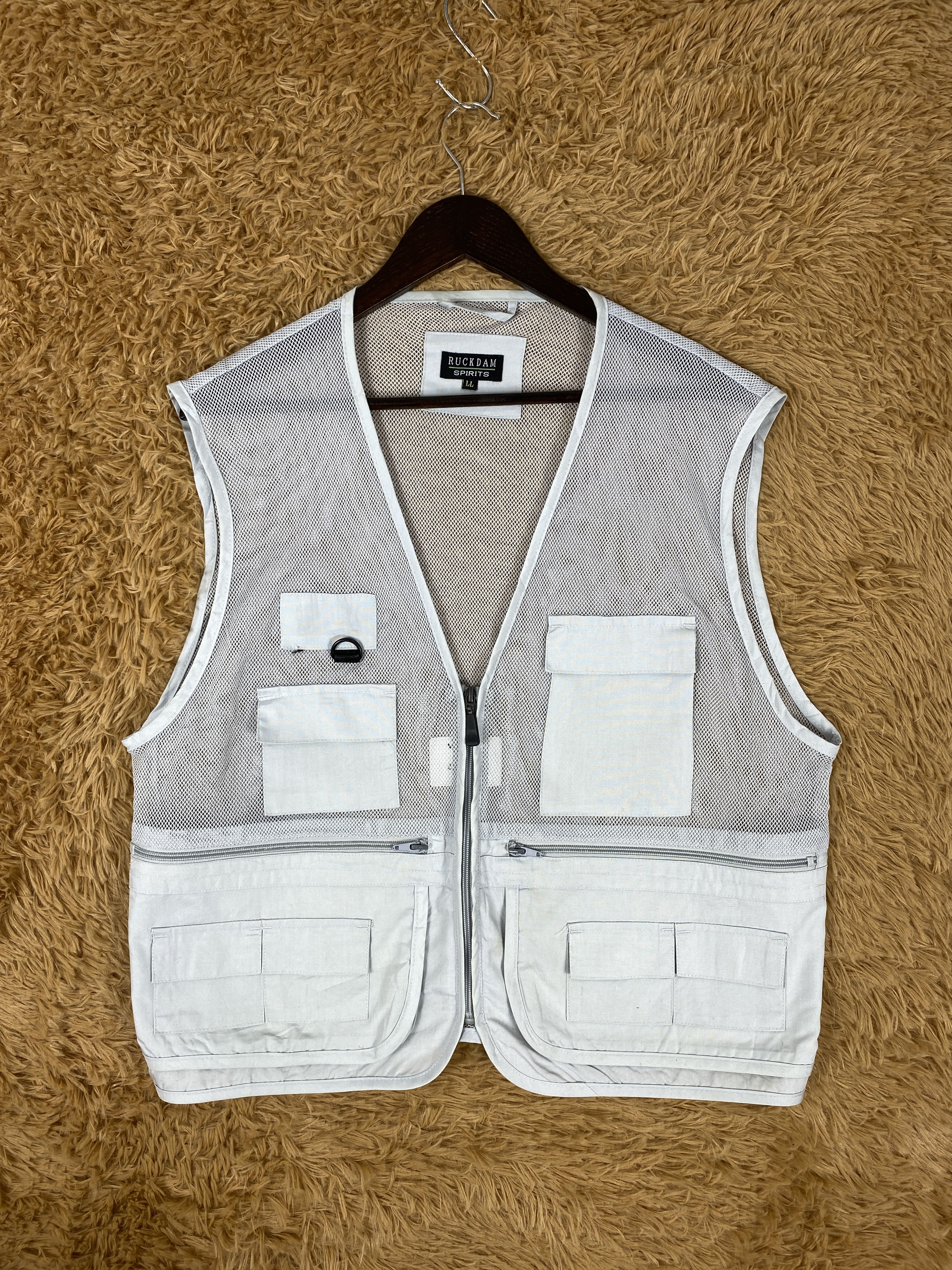 image of Vintage Ruckdam Spirits Vest in White, Men's (Size Medium)