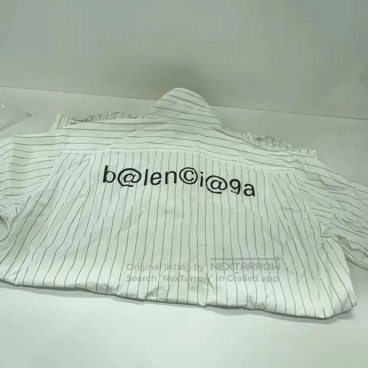 Balenciaga Balenciaga Striped Logo Short Sleeve Shirt. Size US S / EU 44-46 / 1 - 7 Thumbnail