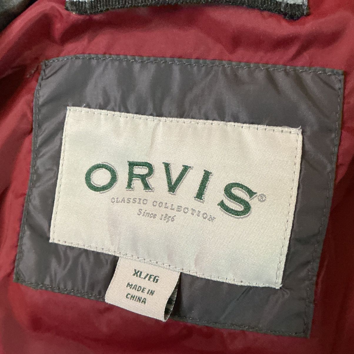 Orvis Orvis Men's xl Dark Gray Puffer Down Vest jacket coat winter Size US XL / EU 56 / 4 - 5 Thumbnail