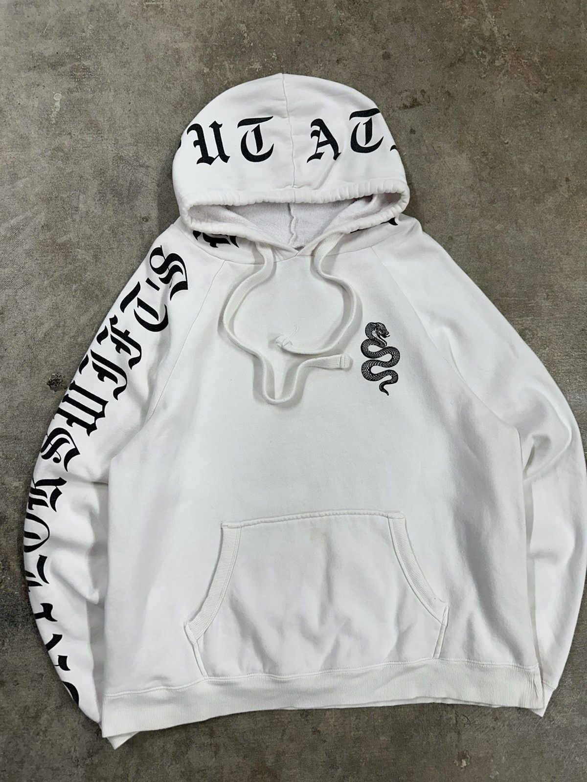 Band Tees Crazy Y2K Taylor Swift Reputation Serpent Tour Band Hoodie Size US M / EU 48-50 / 2 - 3 Thumbnail