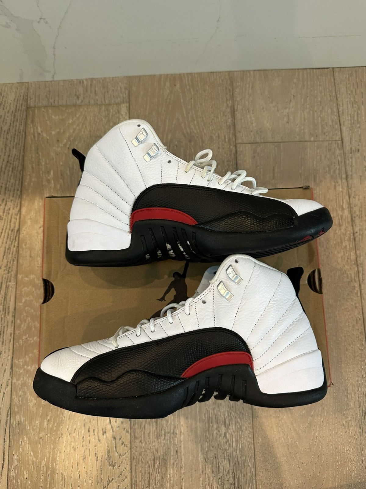 Jordan Brand Jordan 12 Taxi Flip Size US 10 / EU 43 - 5 Thumbnail