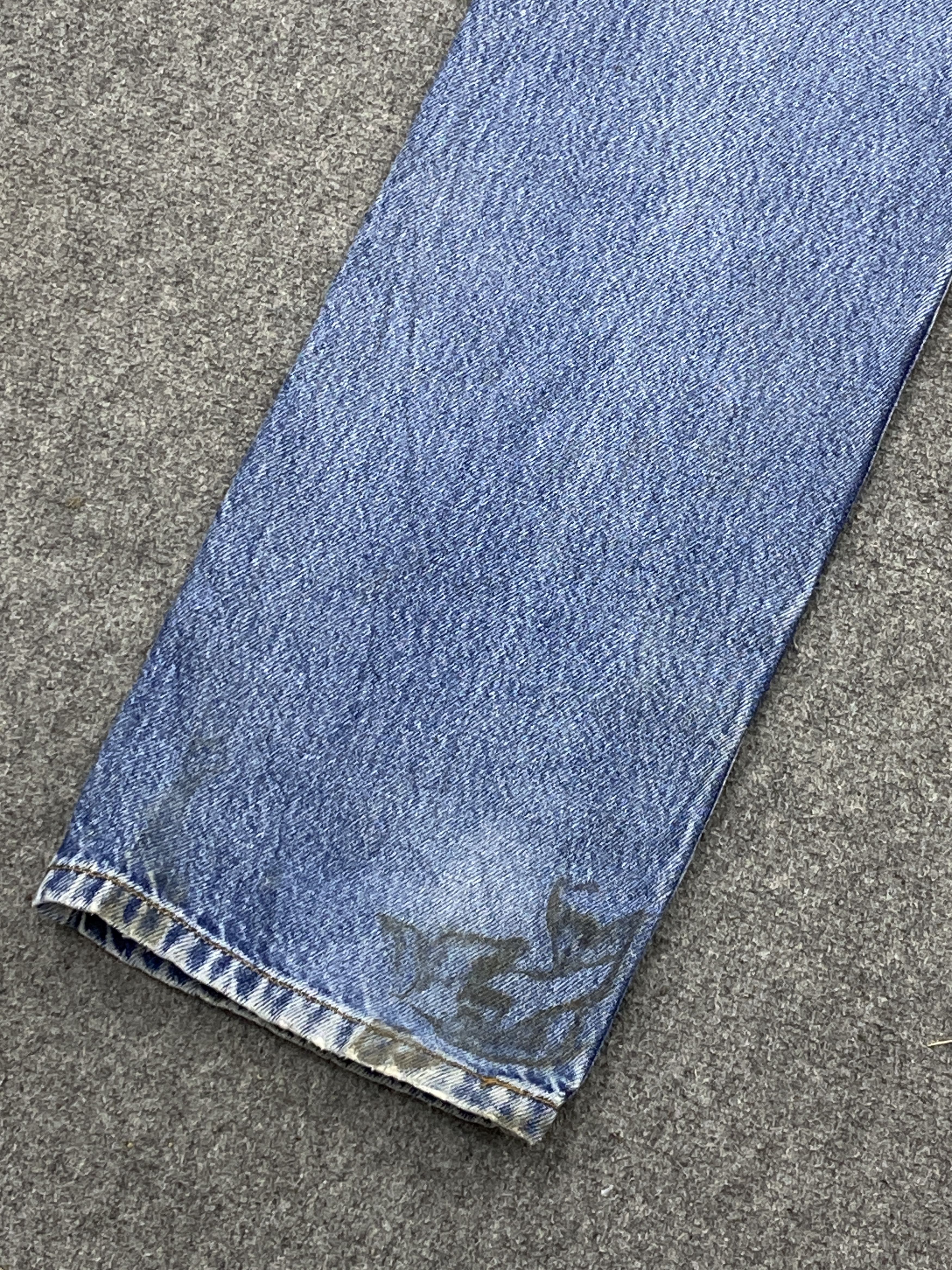 Levi's × Vintage Vintage Levis 505 Lightwash Faded Blue Denim DP2703 Size US 34 / EU 50 - 16 Thumbnail