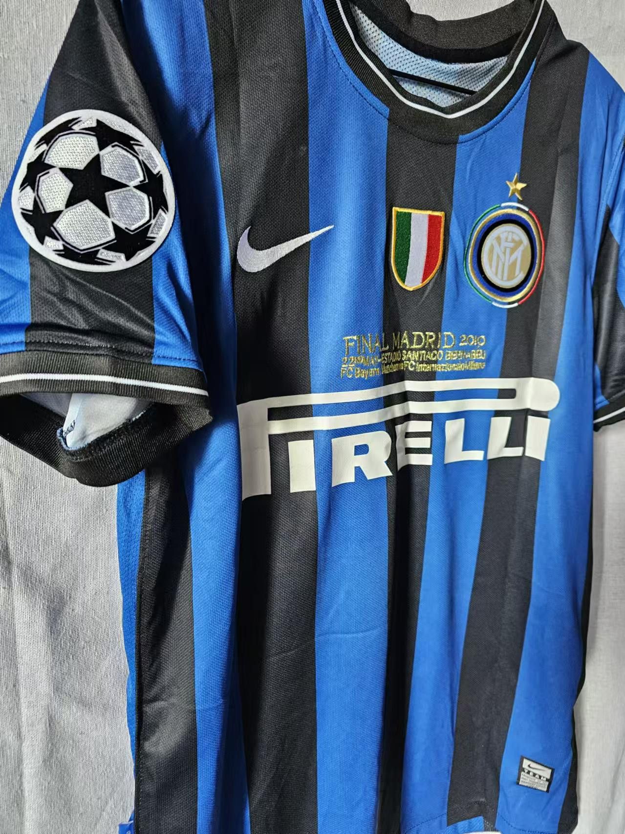 Other 2010 Inter Milan #9 Samuel Eto'o Jersey Home L Size US L / EU 52-54 / 3 - 3 Thumbnail