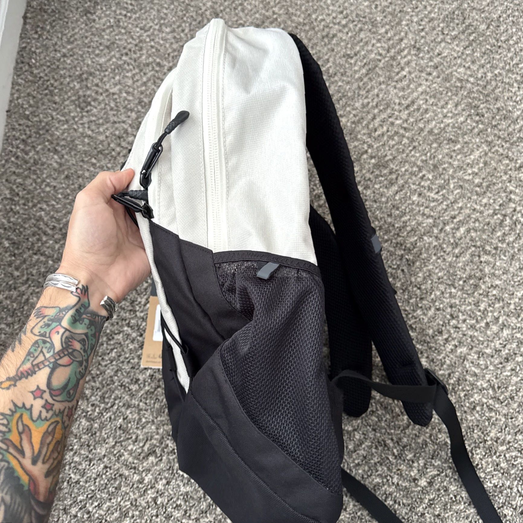 The North Face The North Face Groundwork Backpack Black Beige Blue NWT Outdoor Hiking Travel Medium polyester Men Backpacks Size ONE SIZE - 6 Thumbnail